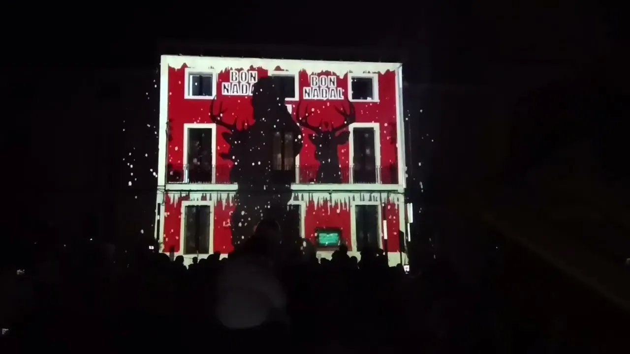 Façade mapping: Christmas in Santa Margalida · Façade mapping